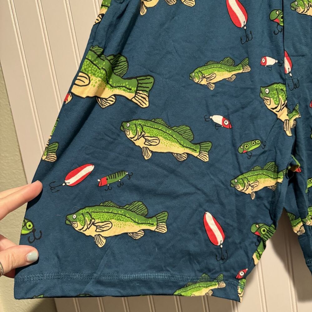 Lazy Ones Bass Fish Pajama Shorts NEW Size Large - Picture 3 of 7